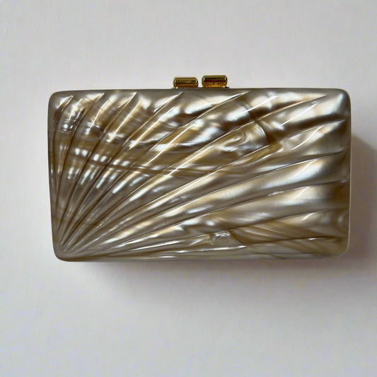 ARIEL - Vintage Hard Shell Clutch