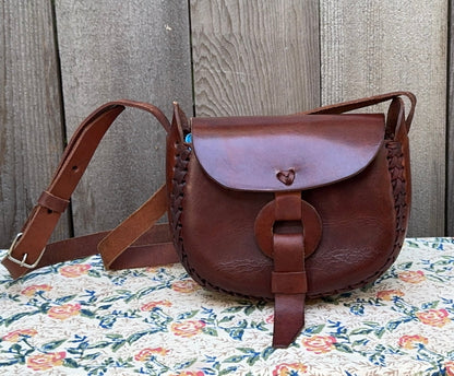 Handmade Leather Crossbody Saddle Bag Circle Loop Closure