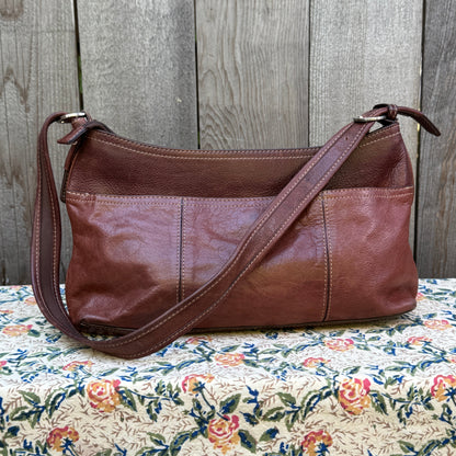 Y2K Vintage Etienne Aigner Pebbled Leather Shoulder Bag